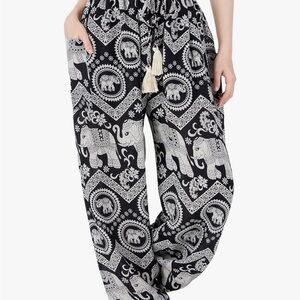 NWT Women’s Sz: M Elephant Harem Black White Elastic Waist Relax Fit Baggy Pants
